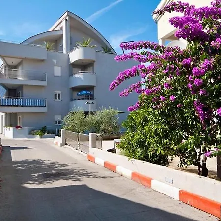 Appartement With A Parking Space - 5932