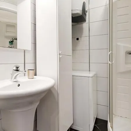 Appartement With A Parking Space - 5932 *