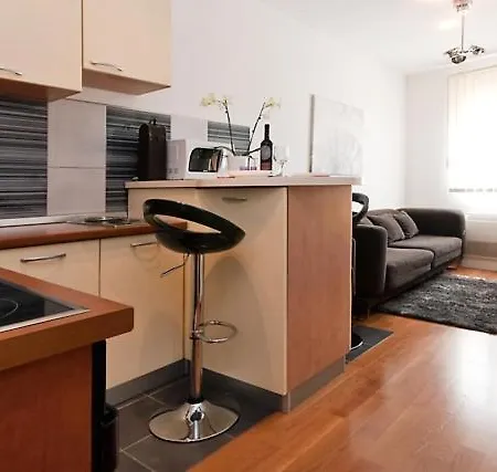 With A Parking Space - 5932 Appartement